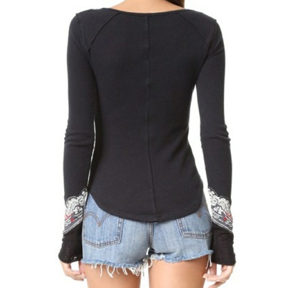 Free People black cuffed thermal - Picture 3 of 8
